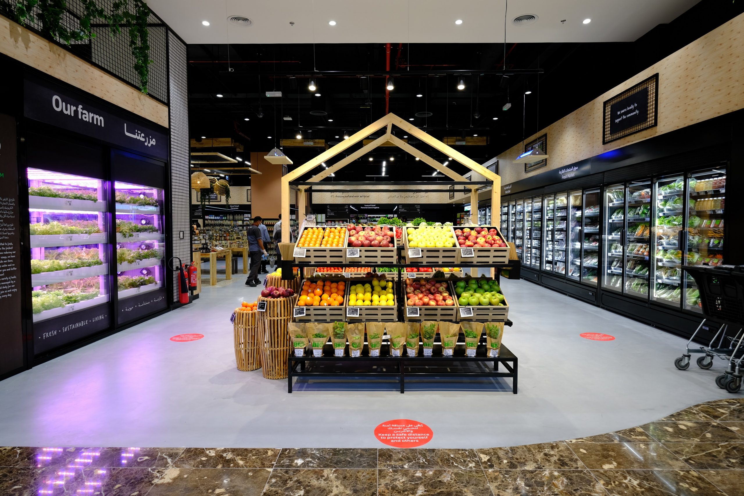 Carrefour launches autonomous micro shops - RetailDetail EU