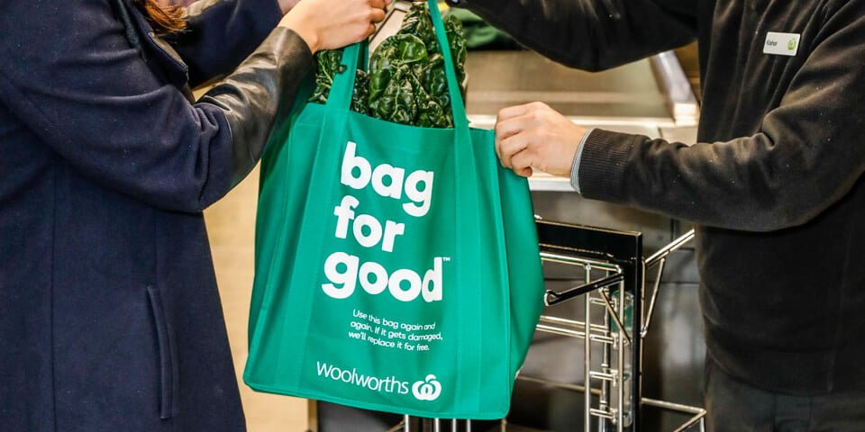Aggregate more than 57 woolworths bags best - esthdonghoadian
